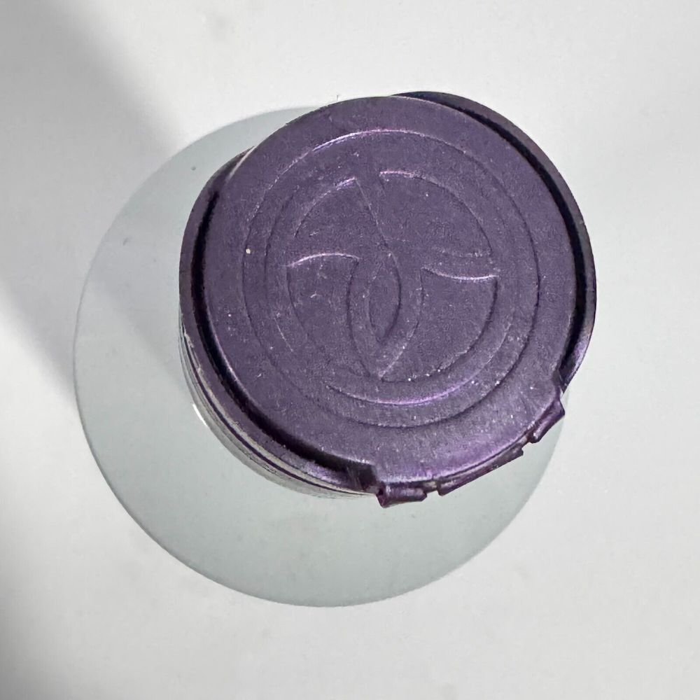 Yves Rocher Comme Une Evidence Perfumed Fast Absorbing Body Lotion 6.7 fl oz. - Picture 3 of 4